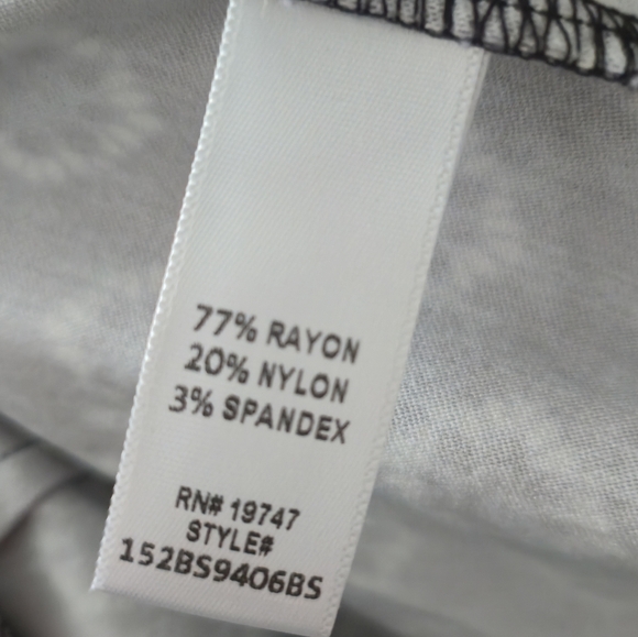 Capris - Picture 8 of 8